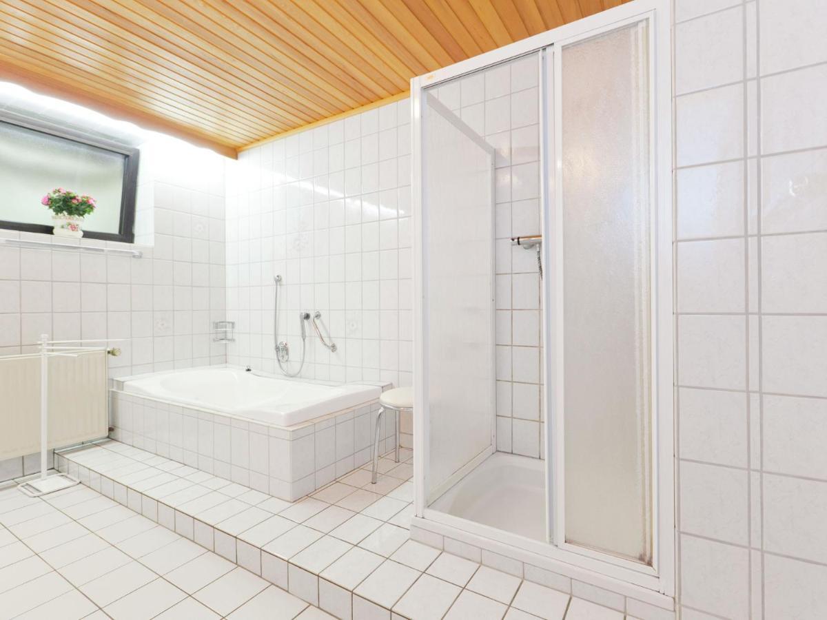 Apartment In Eifel With Children S Playground Lirstal Luaran gambar