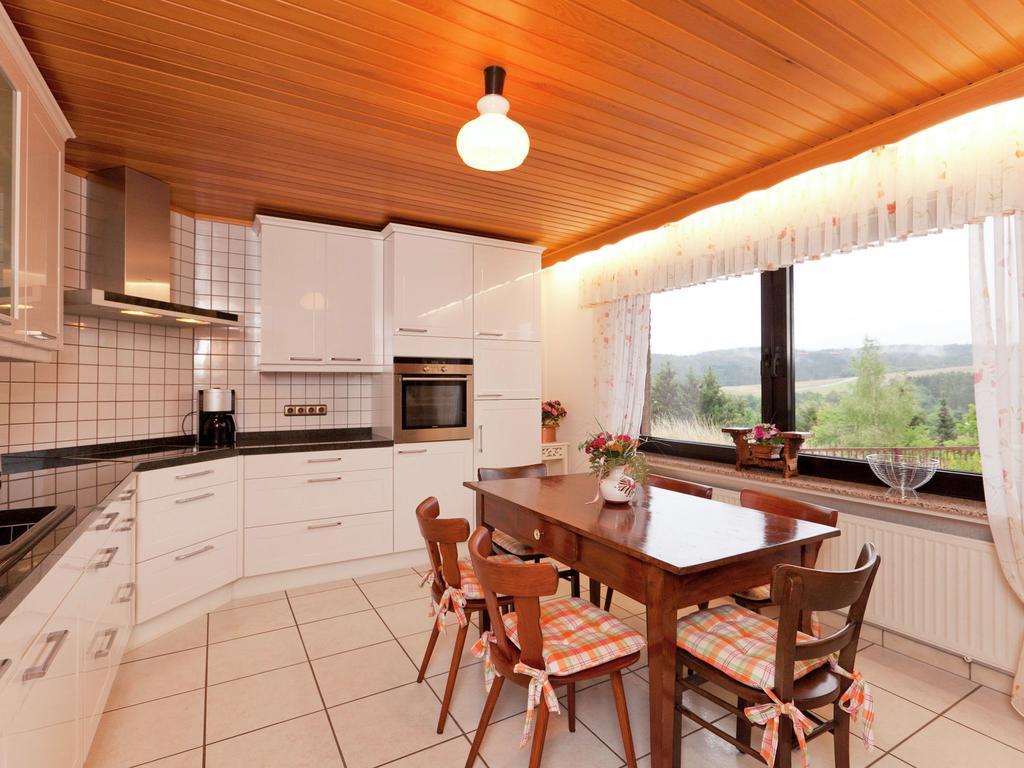 Apartment In Eifel With Children S Playground Lirstal Luaran gambar