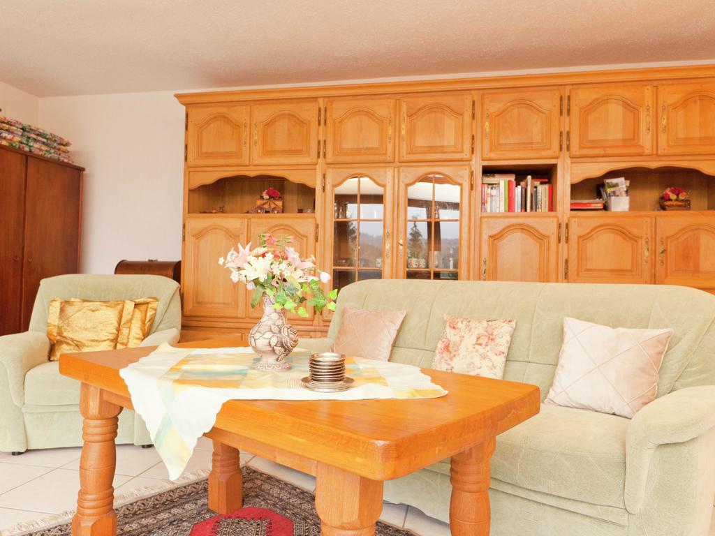 Apartment In Eifel With Children S Playground Lirstal Luaran gambar